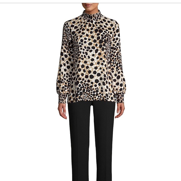 NWT Elie Tahari Camden spotted silk blouse - Picture 3 of 3